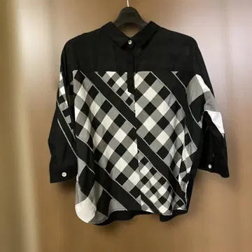 세라비 FESTNlR 풀오버 블라우스
