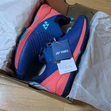 새상품 YONEX 옴니 신발 25.5cm