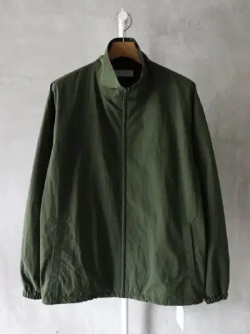 새상품급 23AW UNIVERSAL PRODUCTS 자켓
