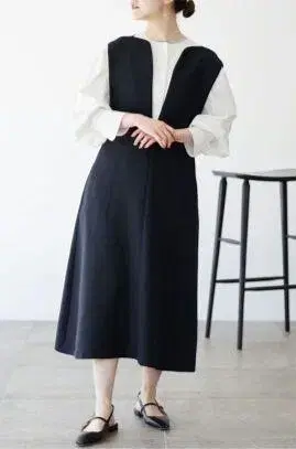 IENA & NAVY 커브넥 원피스 36