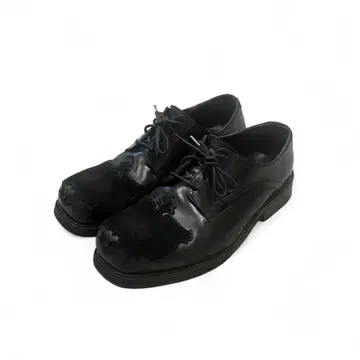 Stefan Cooke shield martlett Derby Shoes