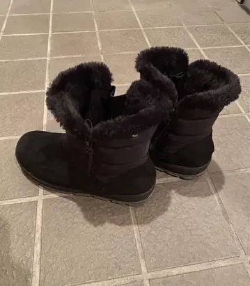 블랙 어그 부츠 지퍼 포함 24cm