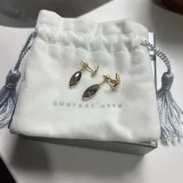 새상품급 쿠알라토트 Smoky Quartz 귀걸이 캐치