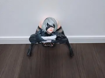 2B 포즈 피규어 약 25cm PVC제