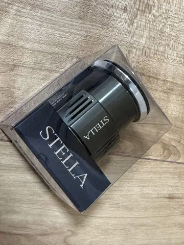 22 스텔라 정품 스풀 2500SHG 실만 감은 상태