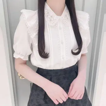 evelyn 옷깃 비쥬 프릴 BS 화이트