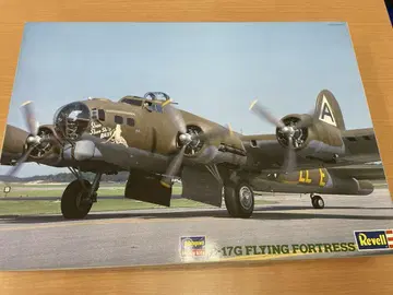 Revell B-17G Flying Fortress 1/48