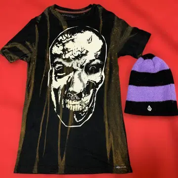 VOLCOM 그래픽 T셔츠 S 사이즈와 니트 모자 세트