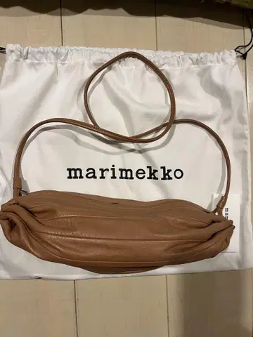 marimekko 브라운 가죽 숄더백