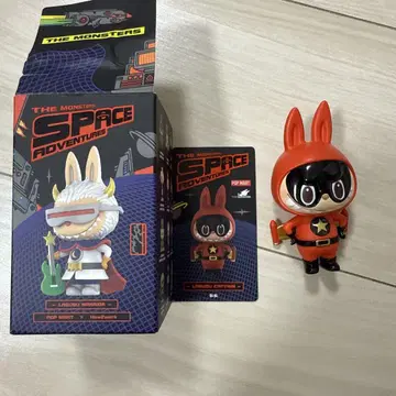 POP MART SPACE ADVENTURES