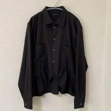 새상품급 NOTCONVENTIONAL 22SS 프릴 셔츠 블랙