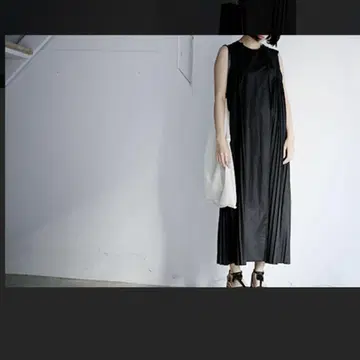 Edwina Hoerl 에드위나 홀 원피스 [BLACK]