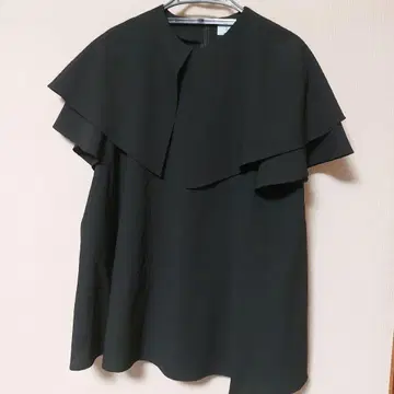 쿠미쿄쿠(KUMIKYOKU) 사커 스트레치 카라 부착 블라우스