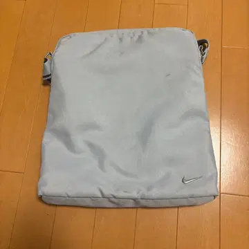 Nike 숄더백 라이트 그레이
