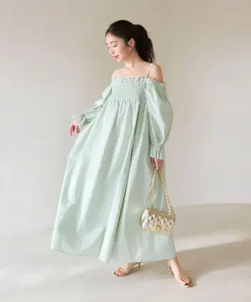La boutique BonBon 셔링 2WAY 오프숄더 원피스