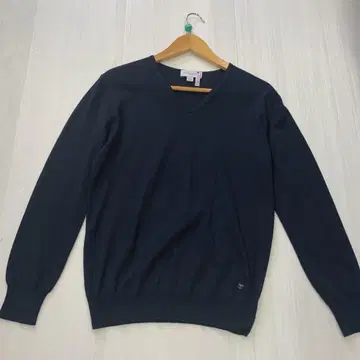 MACKINTOSH LONDON 이탈리아제 네이비 V넥 니트 실크