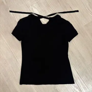 질 샌더 백리본 블랙 티셔츠