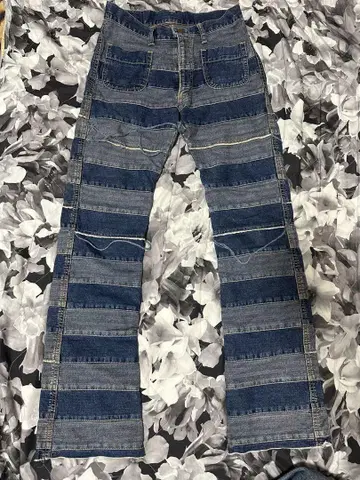 HYSTERIC GLAMOUR KINKY JEANS 부츠컷 데님