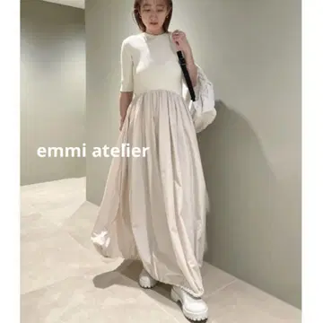 [ 정가 26400엔 ] emmi 니트 도킹 타프타 원피스