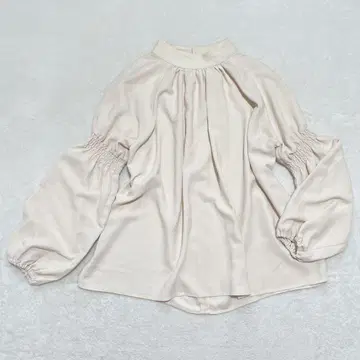 르 쿨 블랑 벌룬 슬리브 블라우스 드레이프감 개더 밴드 카라 M