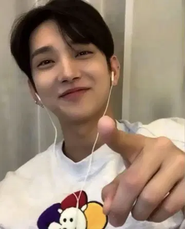 P:ReinSein 레인세인 맨투맨 SEVENTEEN 조슈아 착용
