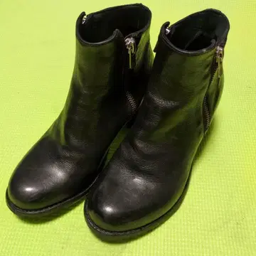 Officina Creative 블랙 가죽 중간 힐 부츠