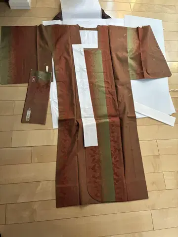 미사용 일본 의류 코트 브라운과 그린 그라데이션 겉옷