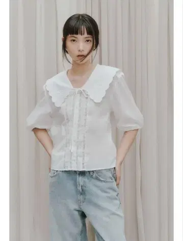 자수 장식 피터팬 칼라 셔츠 xs