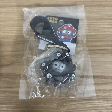 오사카 간사이 엑스포 산리오 미야쿠미야쿠 키링 블랙 변신 한교동
