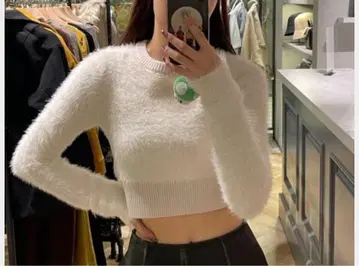 MOUSSY 마우지 CROPPED SHAGGY KNIT 상의