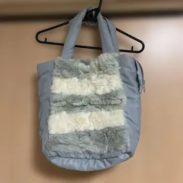 아다바트 퍼 토트백 그레이 화이트
