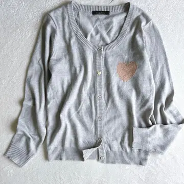 페이지 보이 하트 모티브 가디건 싸개 단추 리브 라메 소재 겉옷 M