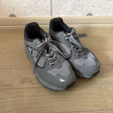 MOONSTAR 810s STUDEN