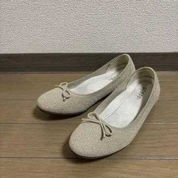 스테피 steppi 라운드 발레 펌프스 골드
