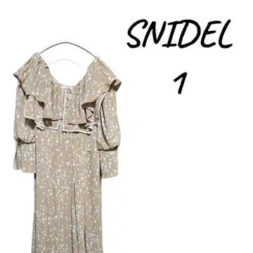 새상품급 SNIDEL 베이지 도트 무늬 롱 원피스