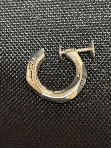 GARNI 귀찌 Crockery Earring (왼쪽 귀용)
