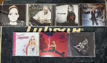Avril Lavigne 앨범 7장