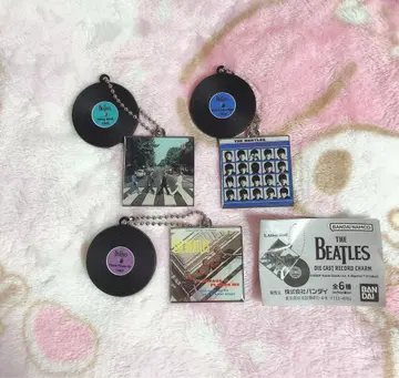 THE BEATLES DIE CAST RECORD CHARM 3종 세트