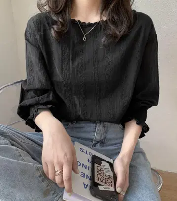 플라워 레이스 볼륨 슬리브 블라우스
