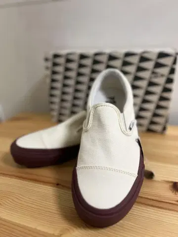 Vans 빔즈 별주 필그림 슬립온