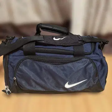 Nike 보스턴 백 네이비