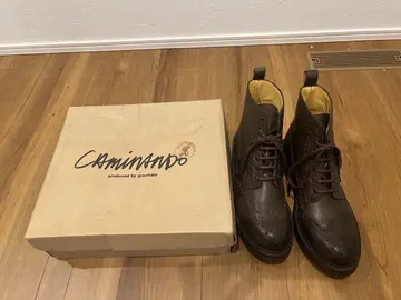 Caminando wing Tip BOOT 메달리온