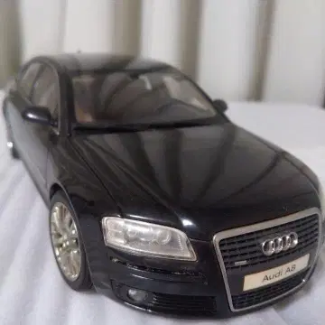 Audi A8 미니카 블랙