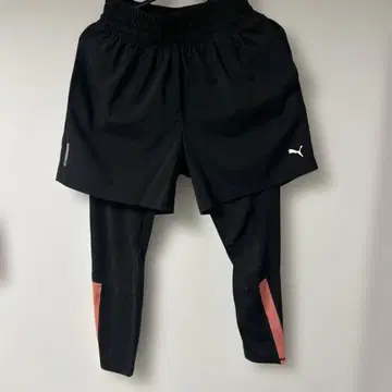 Puma 블랙 레깅스 핑크 악센트