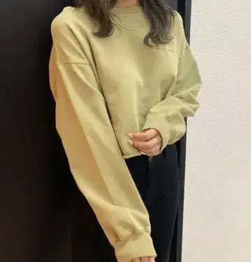 EMODA x CHAMPION 컷오프 다이 숏 풀오버