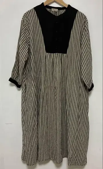 Samansa Mos2 린넨코튼 스트라이프 배색 절개 셔츠 원피스