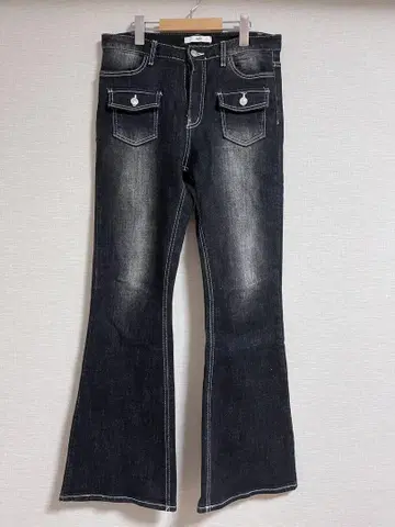 나비 프론트 포켓 부츠컷 데님 팬츠
