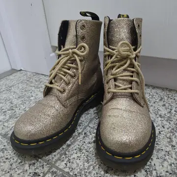 Dr.Martens 글리터 부츠 8홀 UK3