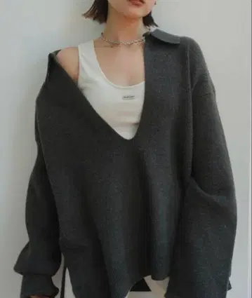 Knuth Marf slit neck loose knit smoke