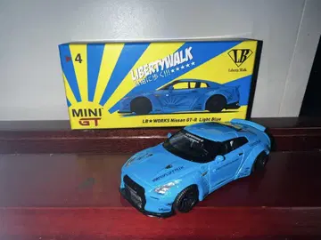 MINIGT LB WORKS Nissan GT-R 라이트 블루